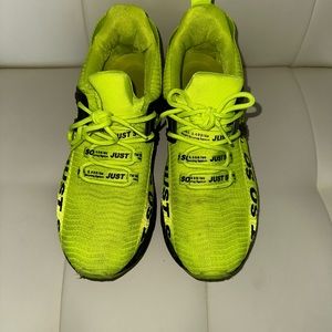 COPY - So so sneakers